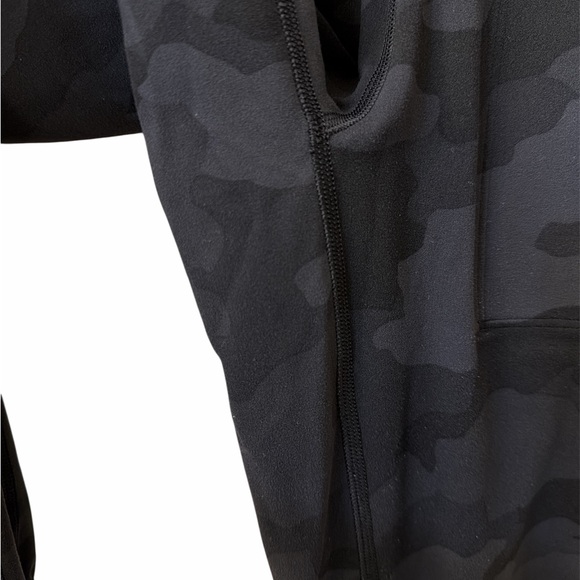 Lululemon Align Jogger *28”- Size 0 - Picture 5 of 7